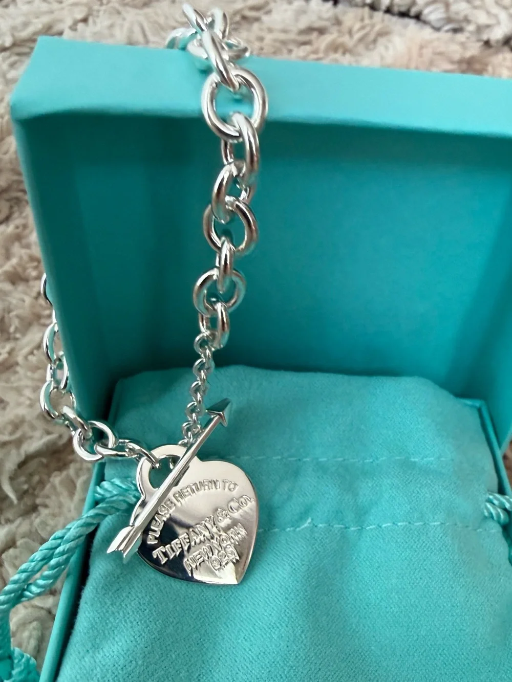 Tiffany & Co Brand New Lovestruck Heart Tag Bracelet in Silver (never worn)
